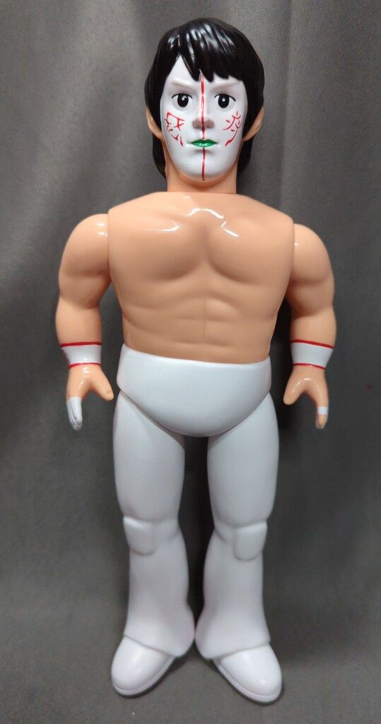 メディコム・トイ ソフビ・ファイティングシリーズ 新日本プロレス　グレート・ムタ メディコム・トイ ソフビ・ファイティングシリーズ 新日本プロレス