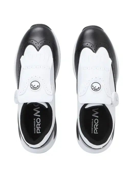 ゴルフシューズ