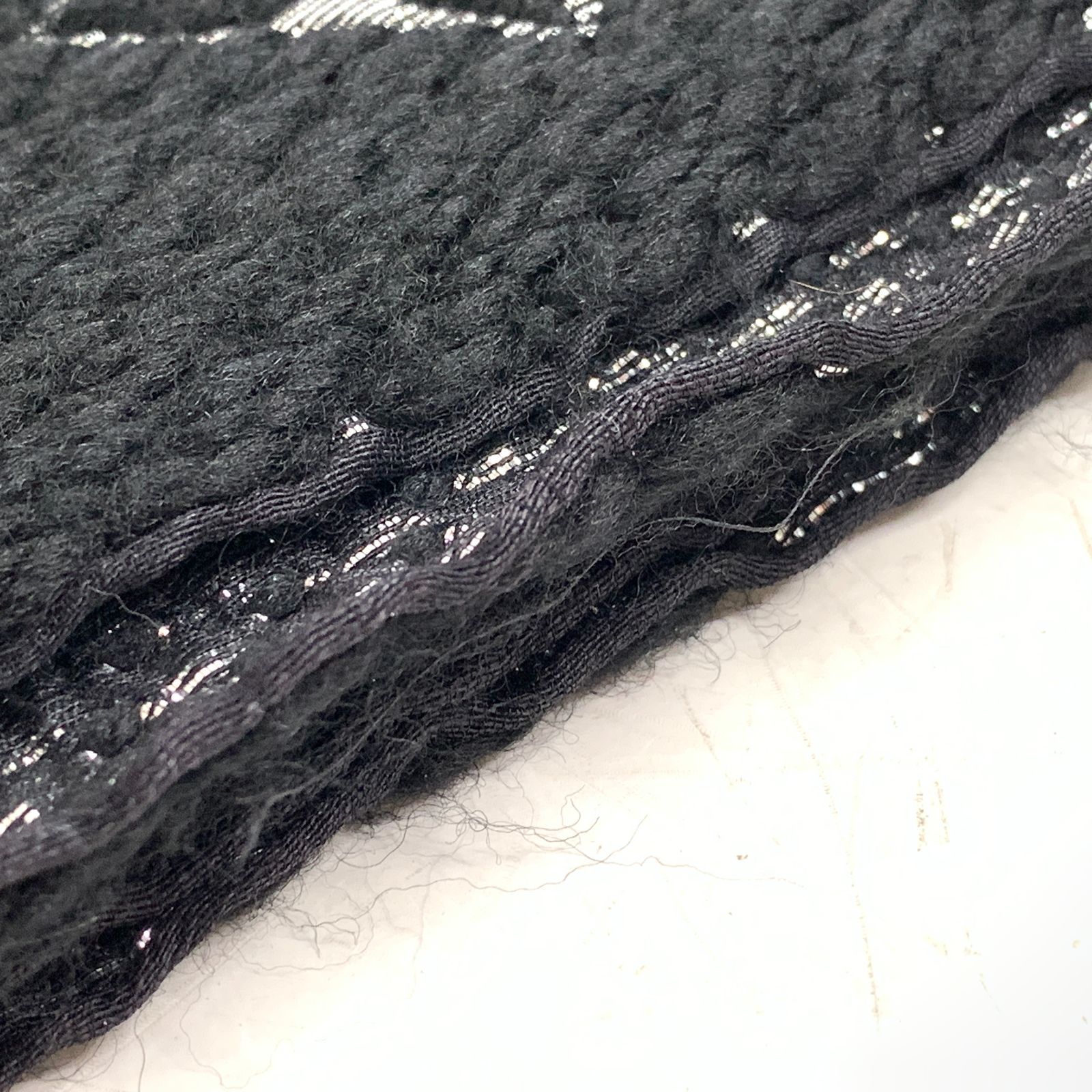 Louis Vuitton エシャルプ ロゴマニア マフラー モノグラム 黒 ルイ