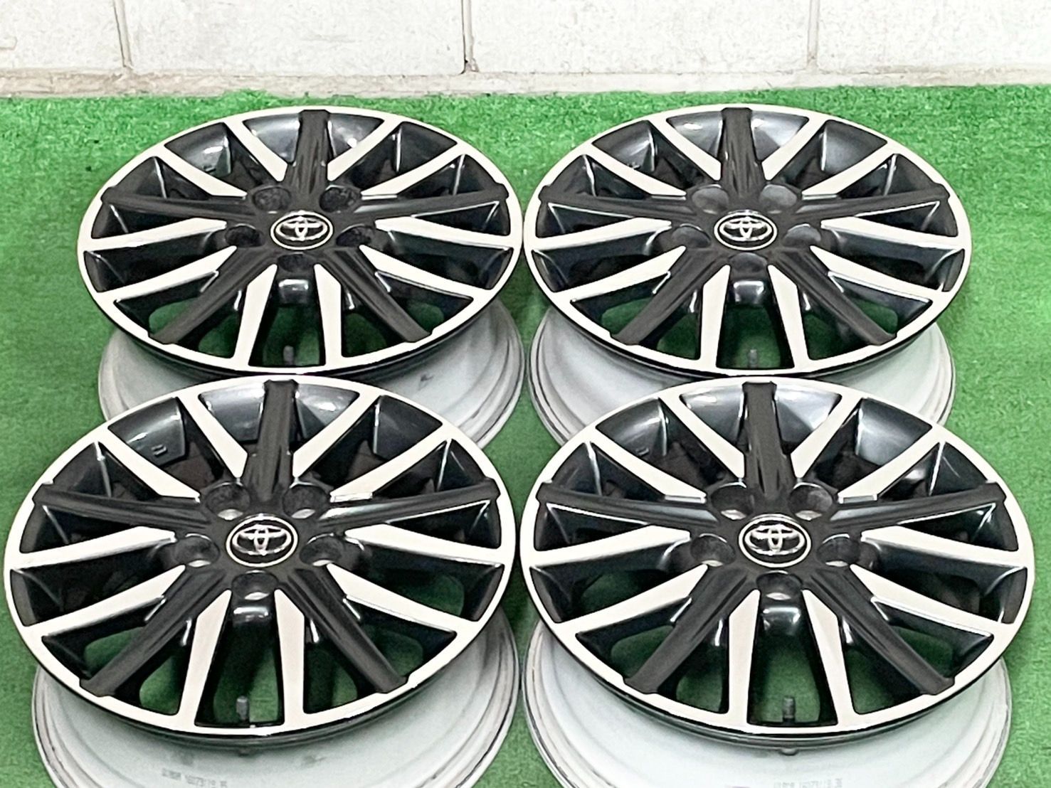 良好 ナット付属 トヨタ 80 ノア ヴォクシー エスクァイア 純正 16in 6J 50 PCD114.3 4本 TOYOTA スタッドレス用 交換用に