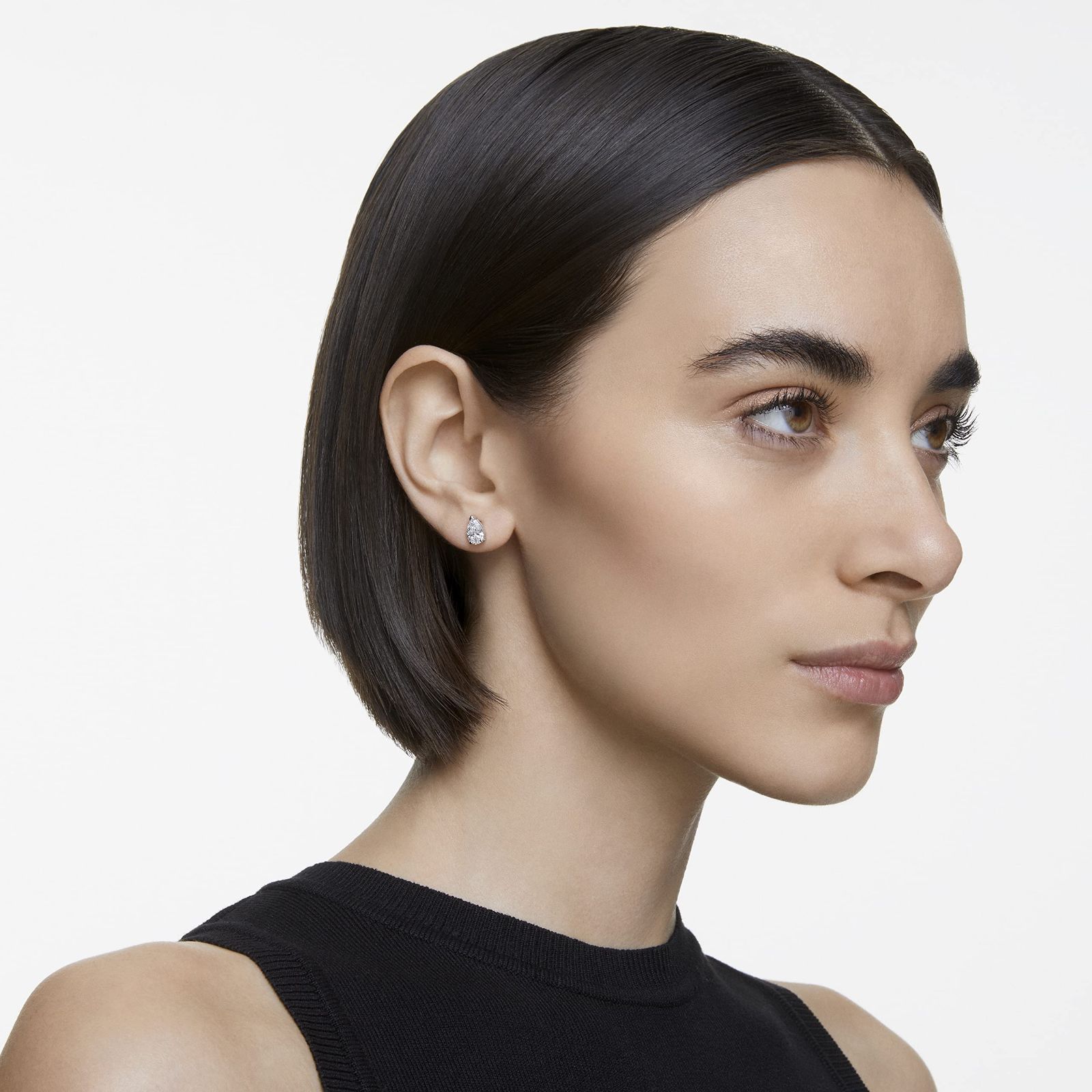 【SWAROVSKI】ヴィンチェンツォ★Attract Pear スタッドピアス 在庫処分】スワロフスキー Attract Swarovski Pear クリスタル