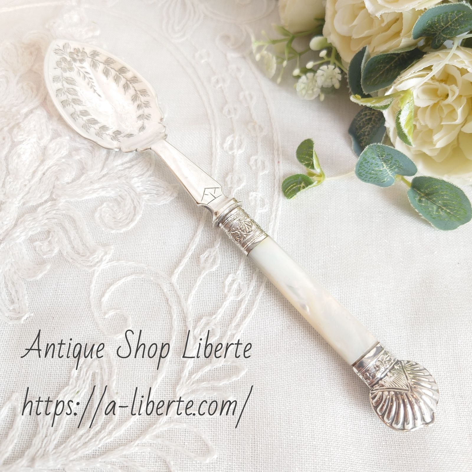 英国】【白蝶貝 】カトラリーセット マザーオブパール ケース