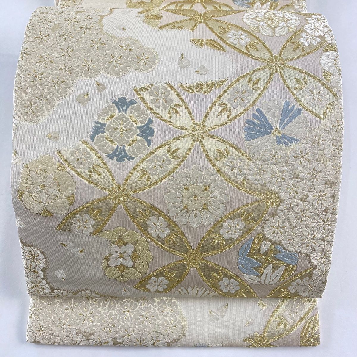 袋帯 名品 新小石丸 七宝 桜 綴唐織 金糸 クリーム 六通 正絹
