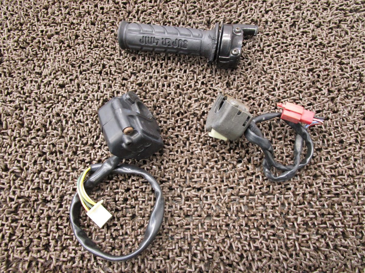 セロー225W ハンドルスイッチ 左右 スロットル ●A6917 4JG ヤマハ 1KH SEROW キャブ車