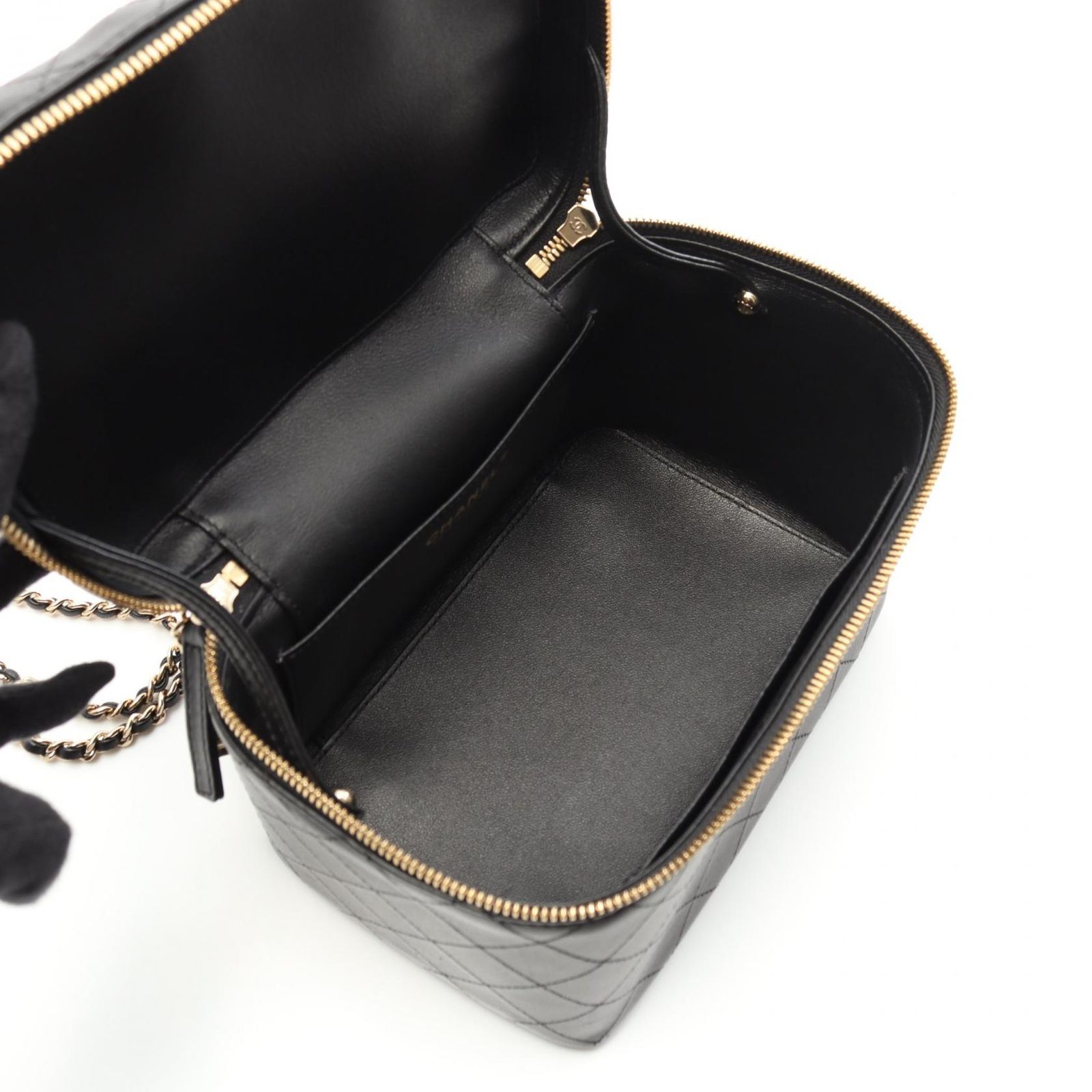 シャネル CHANEL ショルダーバッグ マトラッセ バニティバッグ