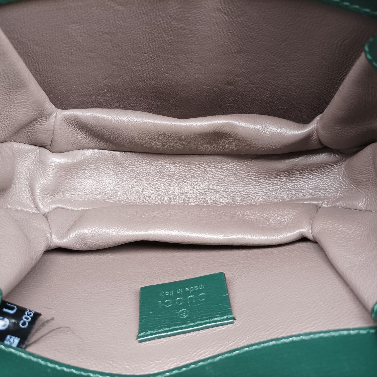 グッチGucciシルヴィ