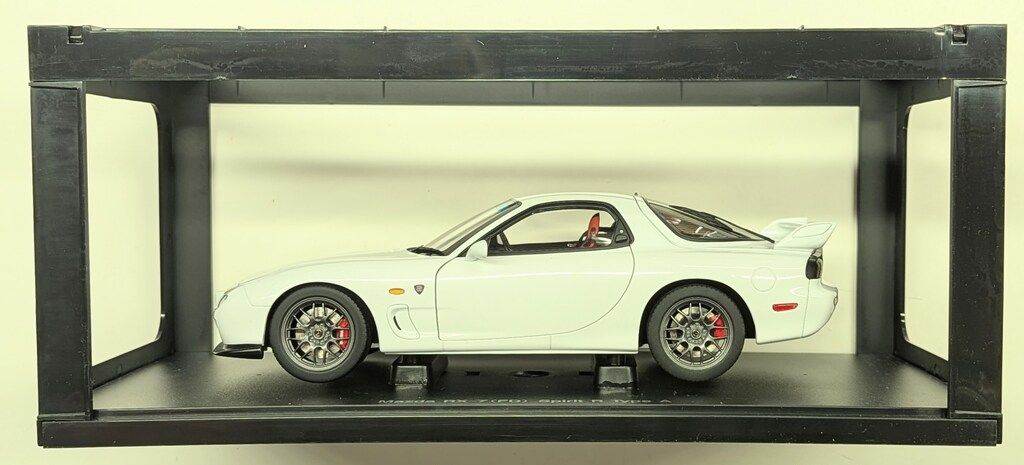 AUTOart 1|18