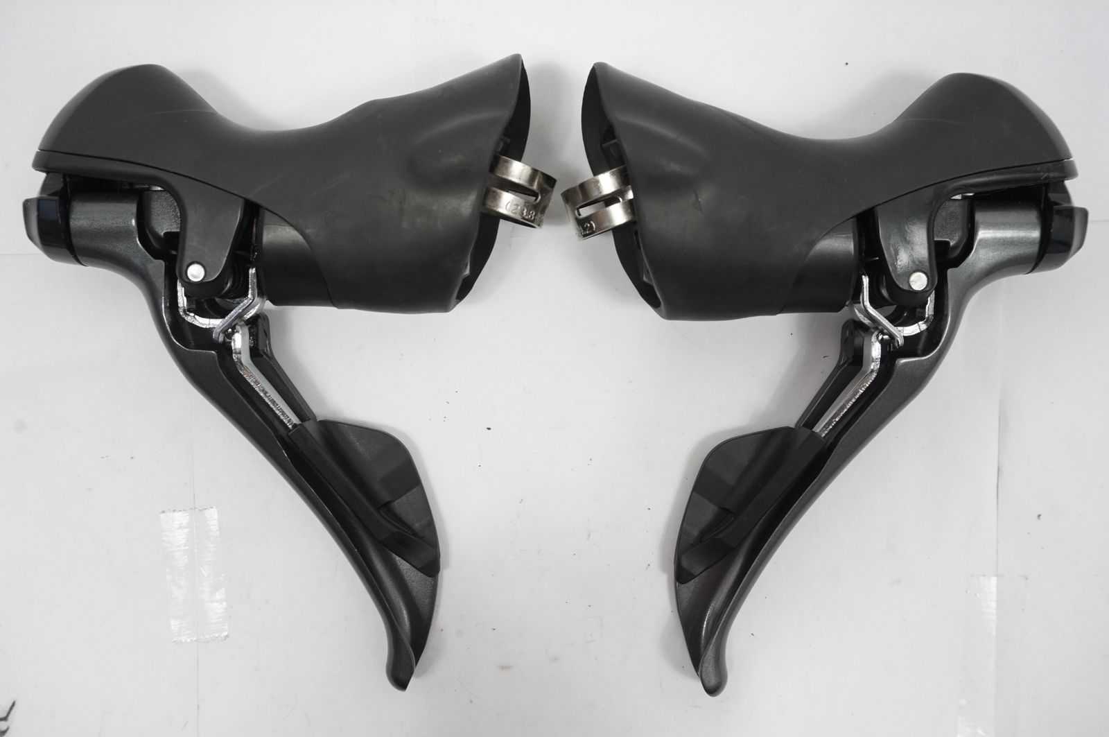 未使用 SHIMANO Claris ST-R2000デュアルコントロールレバー SHIMANO 「シマノ」 CLARIS ST-R2000 デュアルコントロールレバー