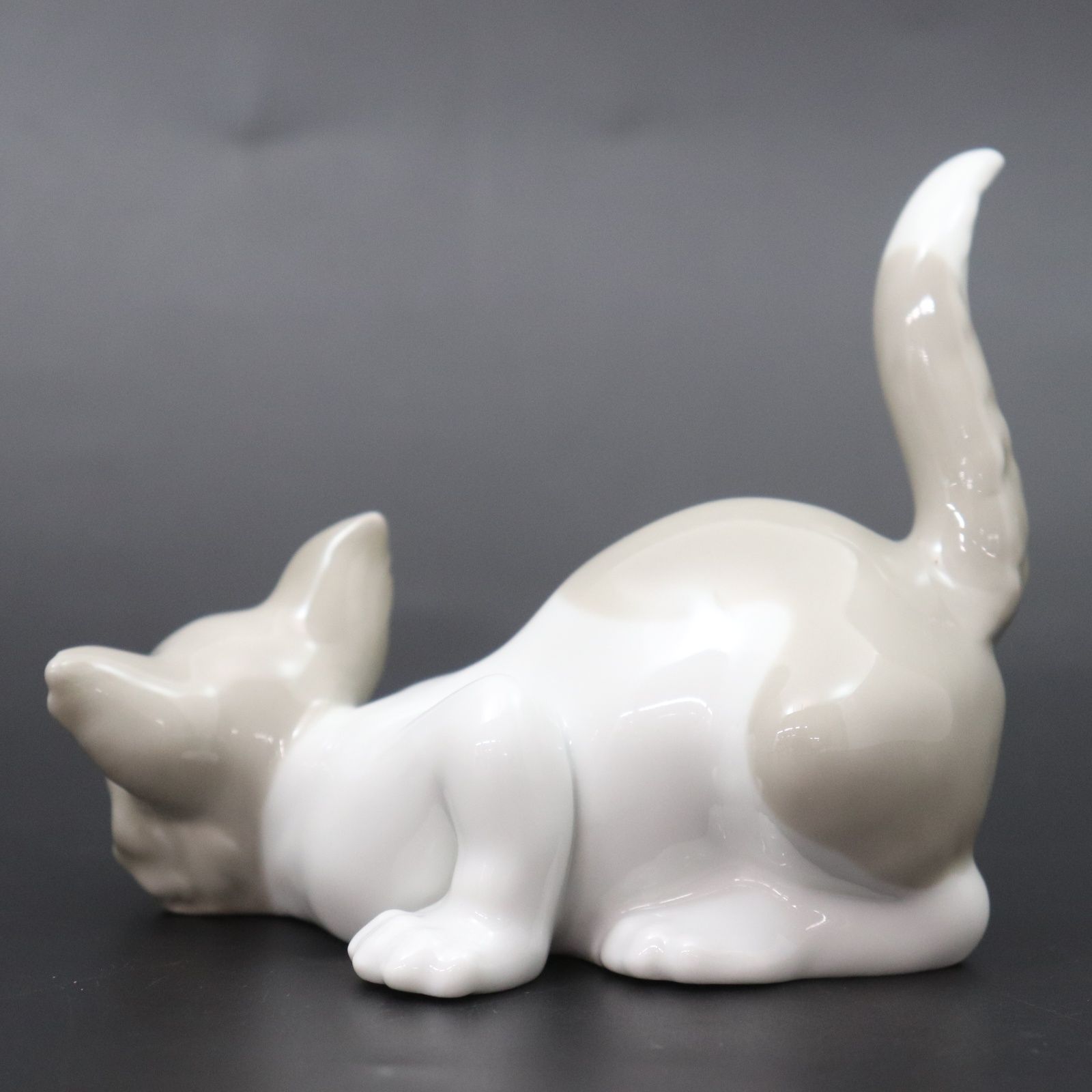 ITX3ZL51VGZU LLADRO リヤドロ 尻尾を立てる猫 -2 ねこ ネコ 陶器 