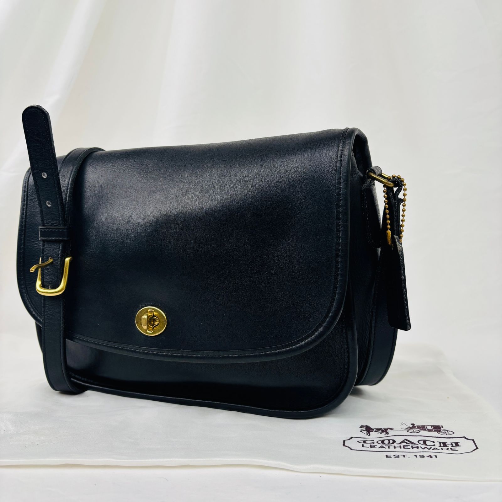 時を超えるクラシック✨】 COACH オールドコーチ ショルダーバッグ 