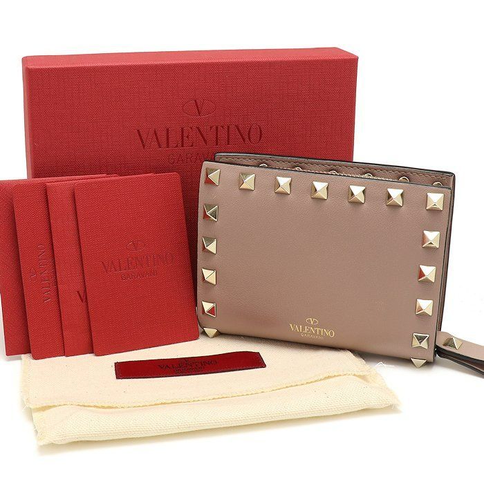 ヴァレンティノ・ガラヴァーニ ロックスタッズ 二つ折り財布 ピンクベージュ ヴァレンティノ ガラヴァーニ Valentino Garavani 三つ折り財布