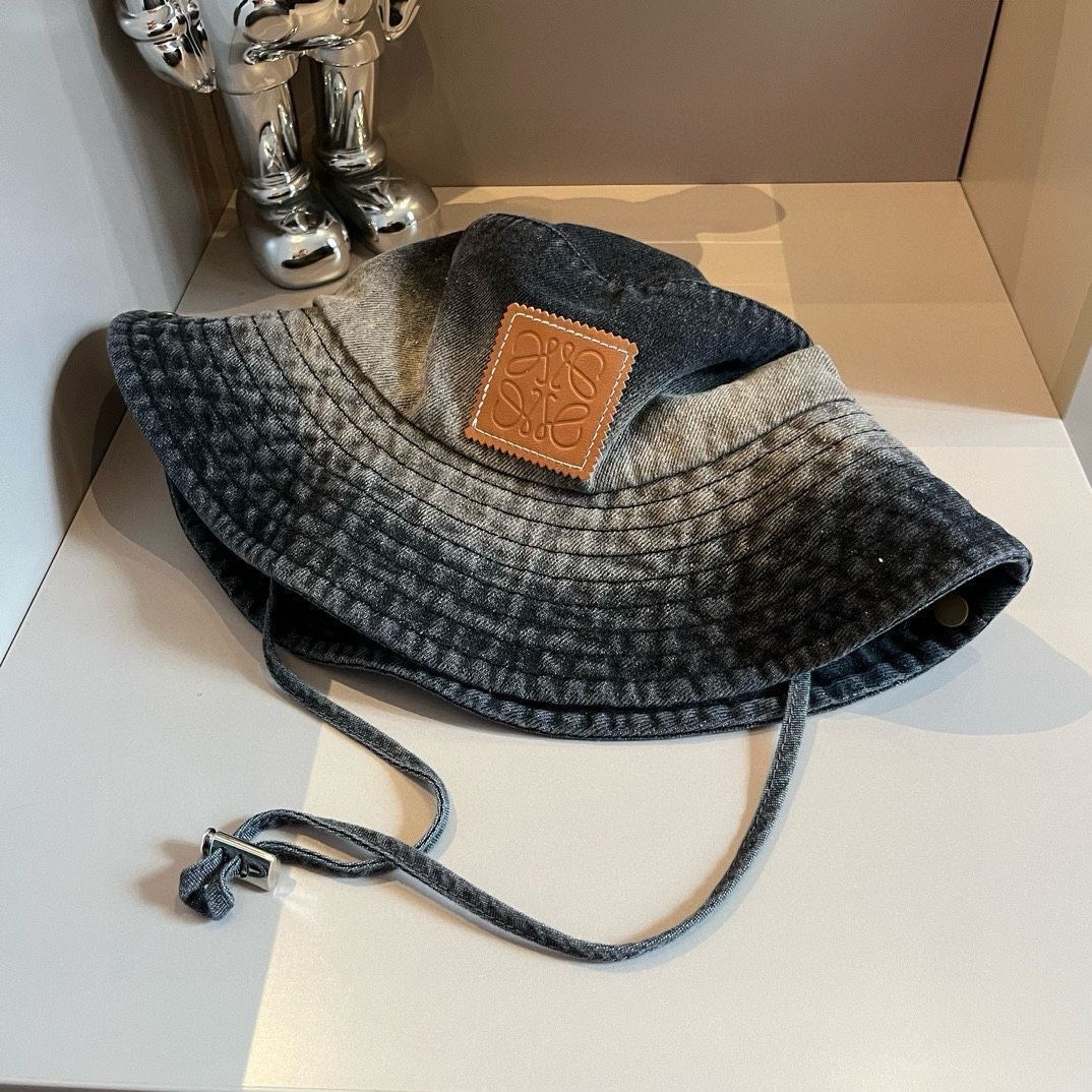 LOEWE ロエウェ デニムフィッシャーマンハット - メルカリ