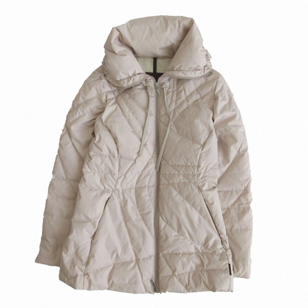 Moncler アイボリー キルティングジャケット