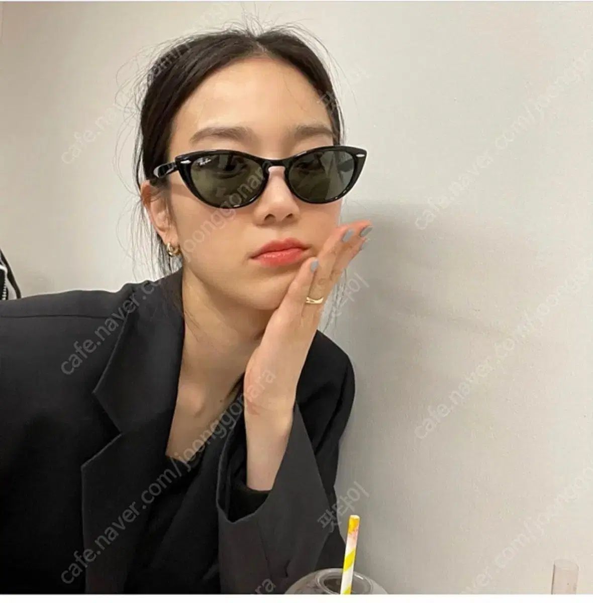 Ray-Ban