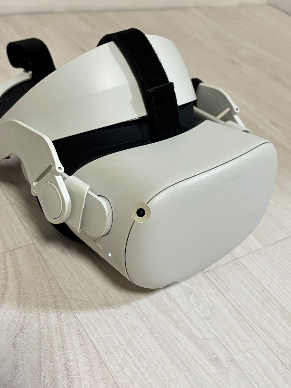 訳あり oculus QUEST 2 オキュラクエスト KW49CM 64GB FACEBOOK