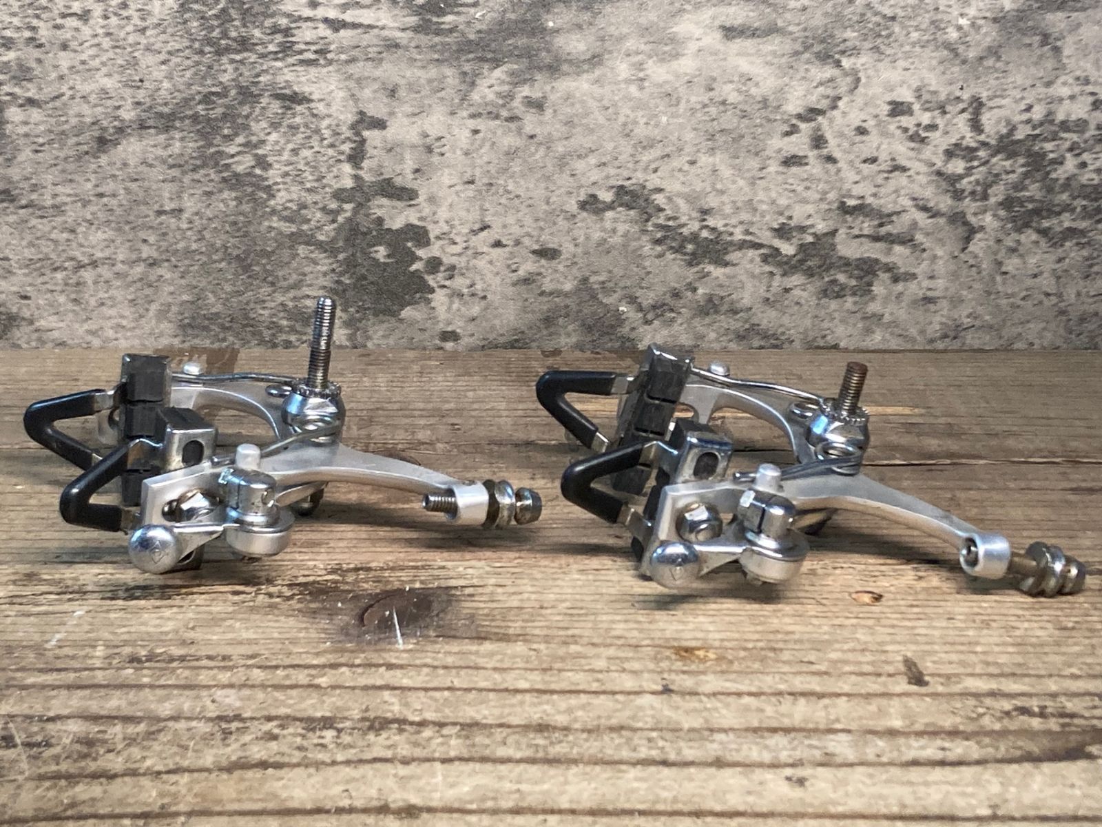 キャリパーブレーキ 固定ナット