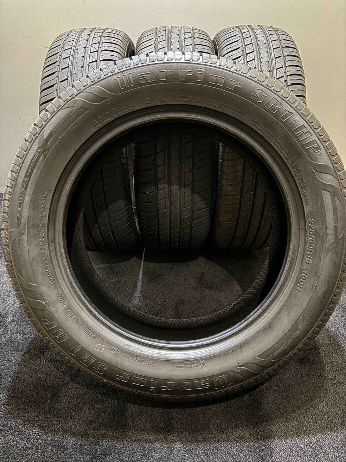 225|60R18