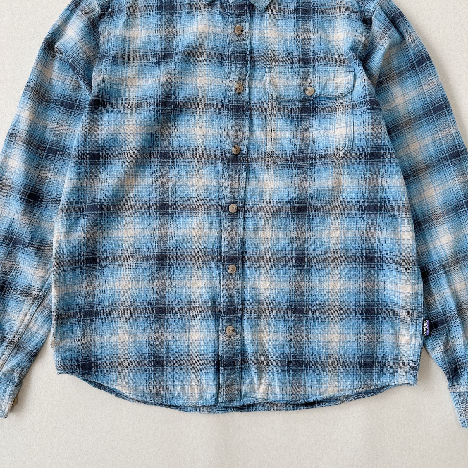 フランネルシャツ