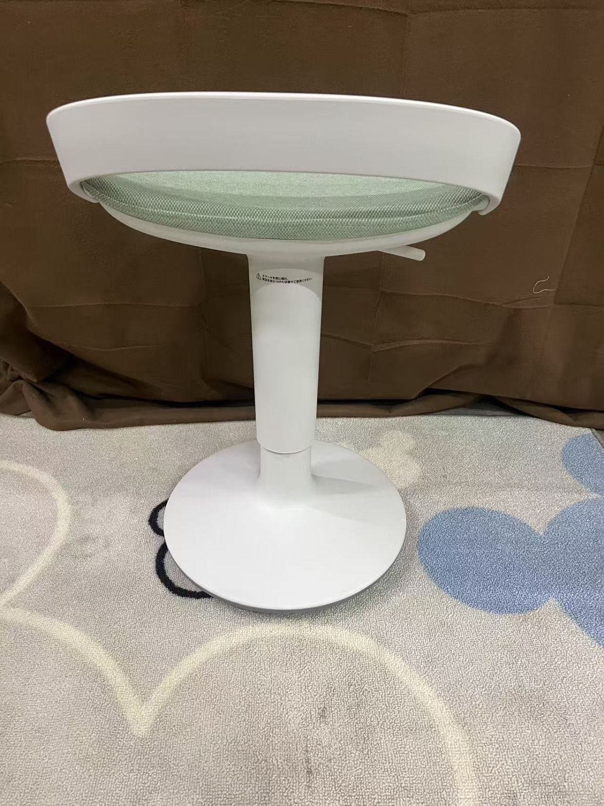 【美品】コクヨ ジョイン 昇降スツール　2024年製 美品】コクヨ ジョイン 昇降スツール 2024年製 - メルカリ