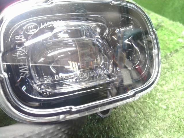 キックス 6AA-RP15 右フォグランプ フォグライト 運転席側 LED