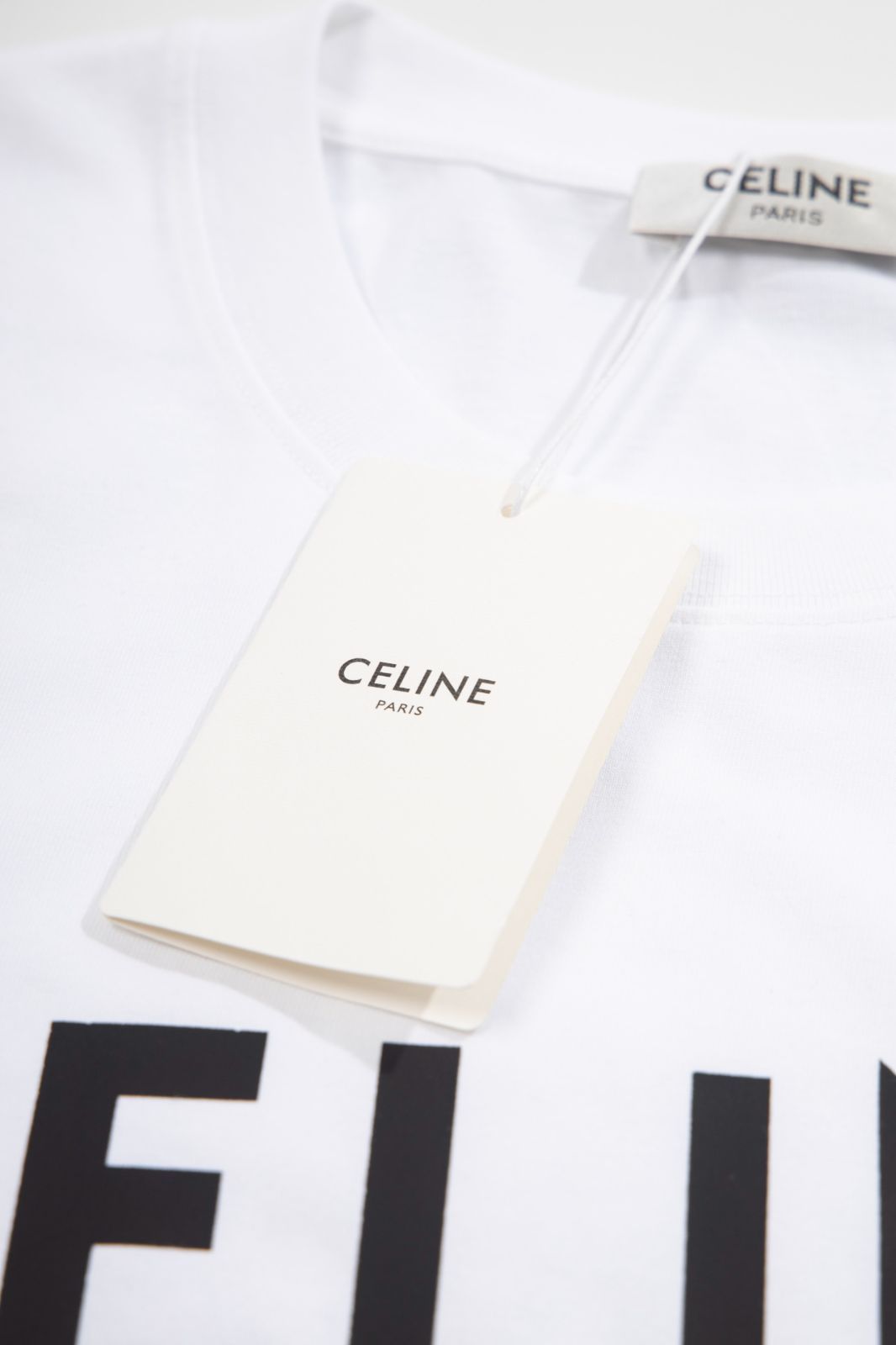 CELINEセリーヌアルファベットグラフィティ半袖Tシャツ男女兼用 - メルカリ