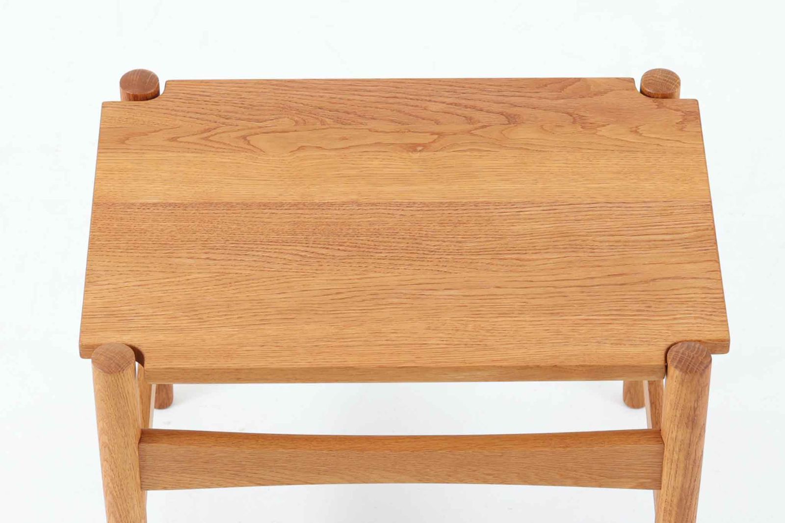 Hans J.Wegner（ハンス・J・ウェグナー） AT50 サイドテーブル オーク