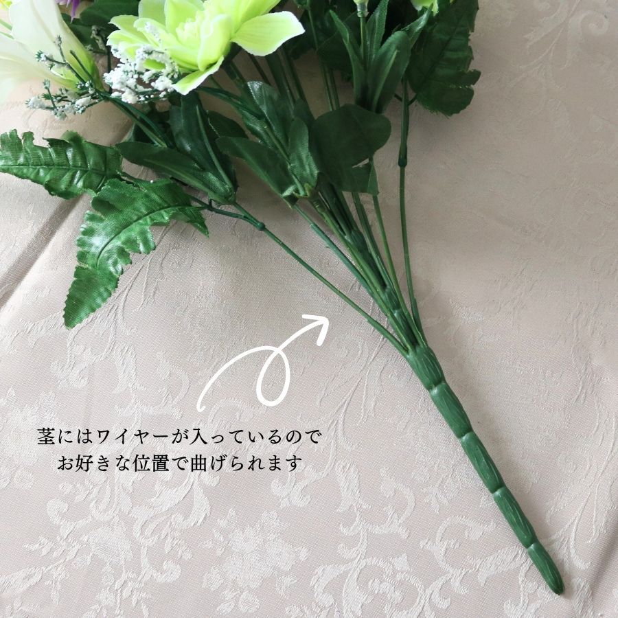 お供え ユリ