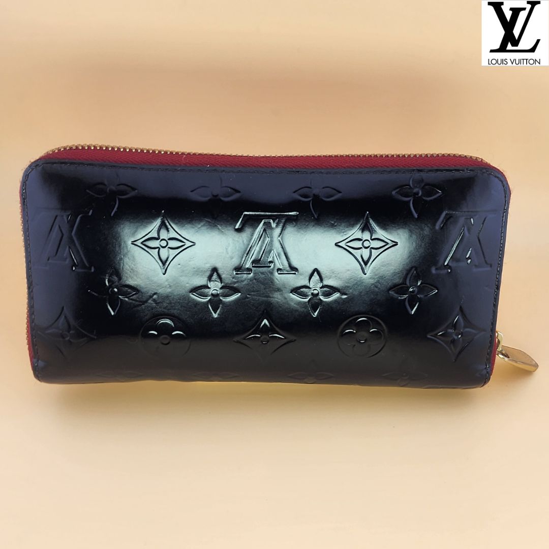 超美品】Louis Vuitton ルイヴィトンヴェルニ ジッピーウォレット 長 