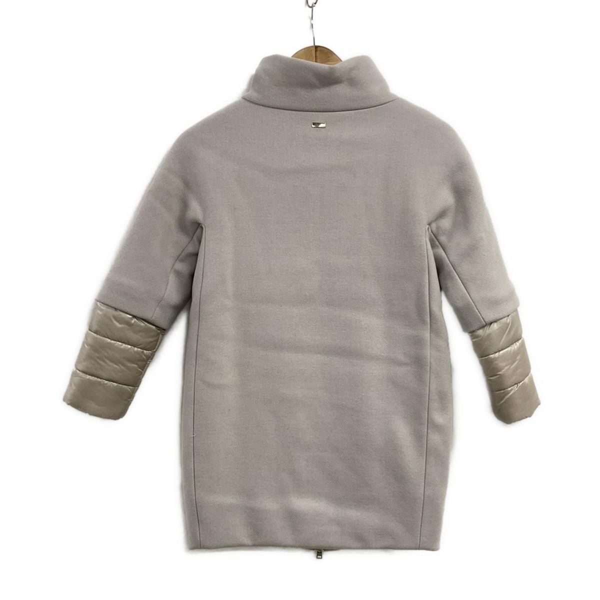 HERNO ヘルノ コート サイズ10 A レディース - ライトグレー×ベージュ 長袖 中綿 ジップアップ 冬 キッズサイズ