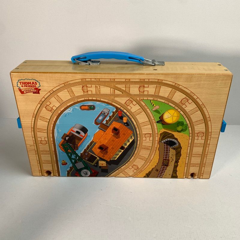 きかんしゃトーマス 木製レール プレイ＆ゴー キャリーケース Y5140