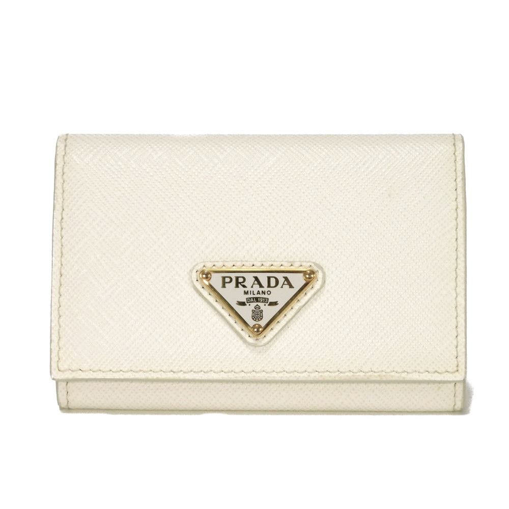 PRADA プラダ サフィアーノ トライアングル カードホルダー 現行 カーフ ホワイト ゴールド パスケース 二つ折り マチ付き コンパートメント RFID ICチップ ロゴ エナメル メタル ビアンコ カードケース 1MC110 QHH F0009
