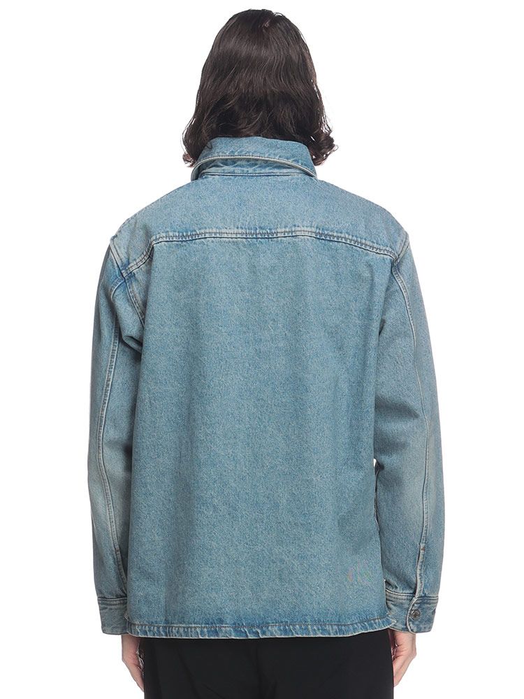 AMI PARIS胸ロゴ デニム オーバーシャツ AMHJK275DE0046 AMI PARIS (アミパリス) 胸ロゴ フルボタン デニム オーバー