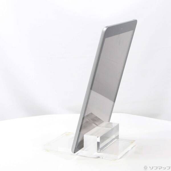 中古品〕 iPad 第5世代 32GB スペースグレイ MP2F2J／A Wi-Fi