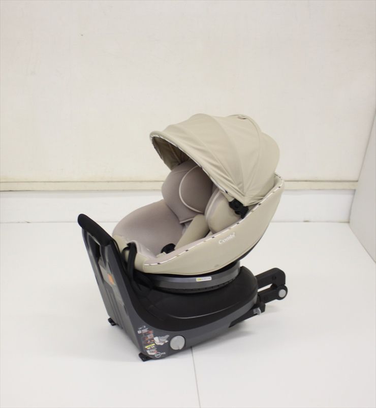 クルムーヴ スマート ISOFIX EG JN-570 ベージュ コンビ製チャイルドシート ISOFIX固定 体重7kg以上 クリーニング済み B2523556