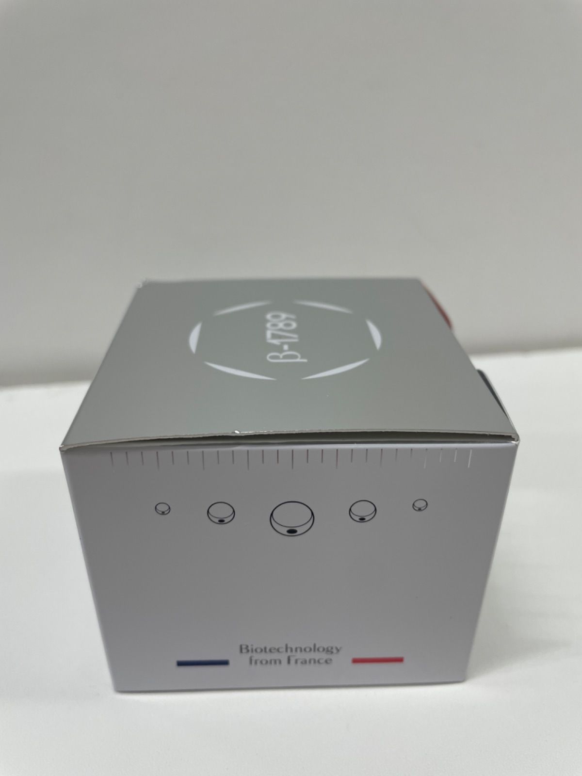 K405 NiNAPHARM ニナファーム クリーム レボリューション B-1789