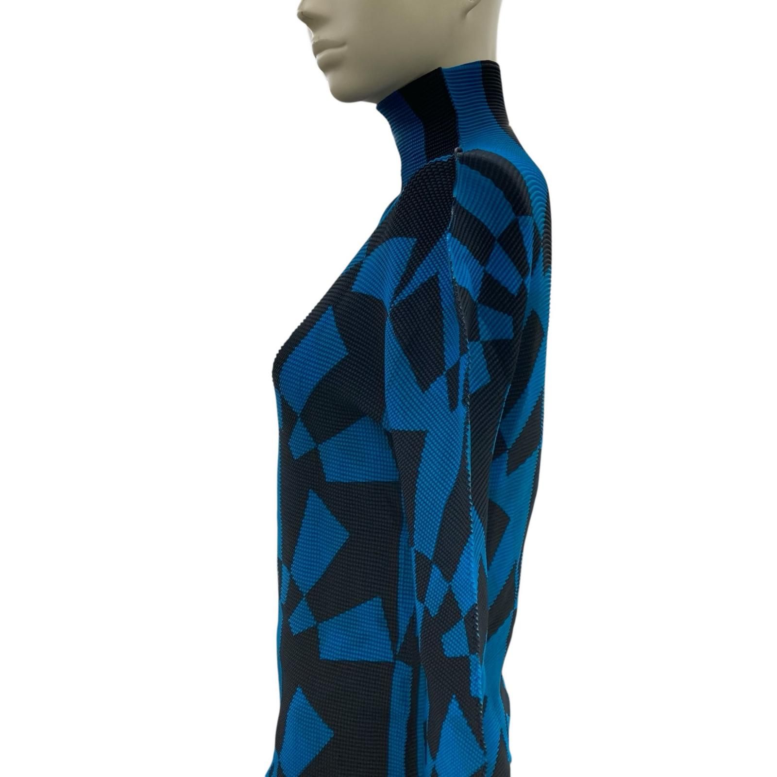 186004 me ISSEY MIYAKE ミー イッセイミヤケ ハイネック 長袖カットソー