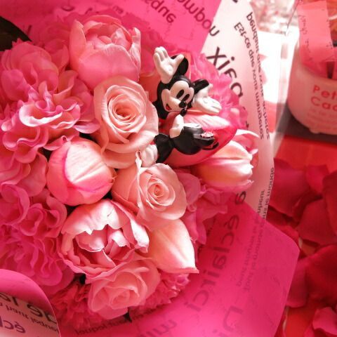 ホワイトデー お返し チューリップ 花束 いつでもチューリップ花束 ミッキー-ミニー入り バラプリザーブドフラワー入り ずっときれいなアートフラワー系チューリップ使用◆誕生日プレゼント 記念日の贈り物におすすめのフラワーギフト