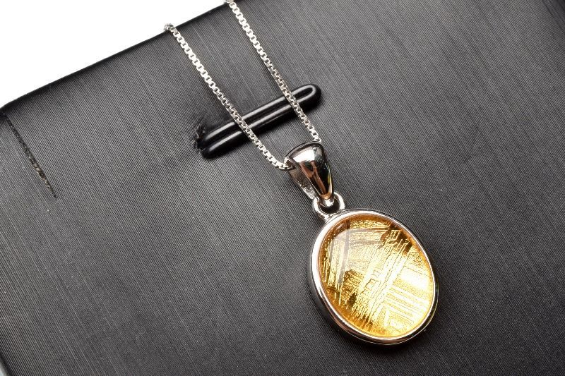 ギベオン　隕石　ネックレストップ＆ピアスセット　シルバー　s925 ギベオン 隕石 ネックレストップ＆ピアスセット シルバー s925 PRG1118