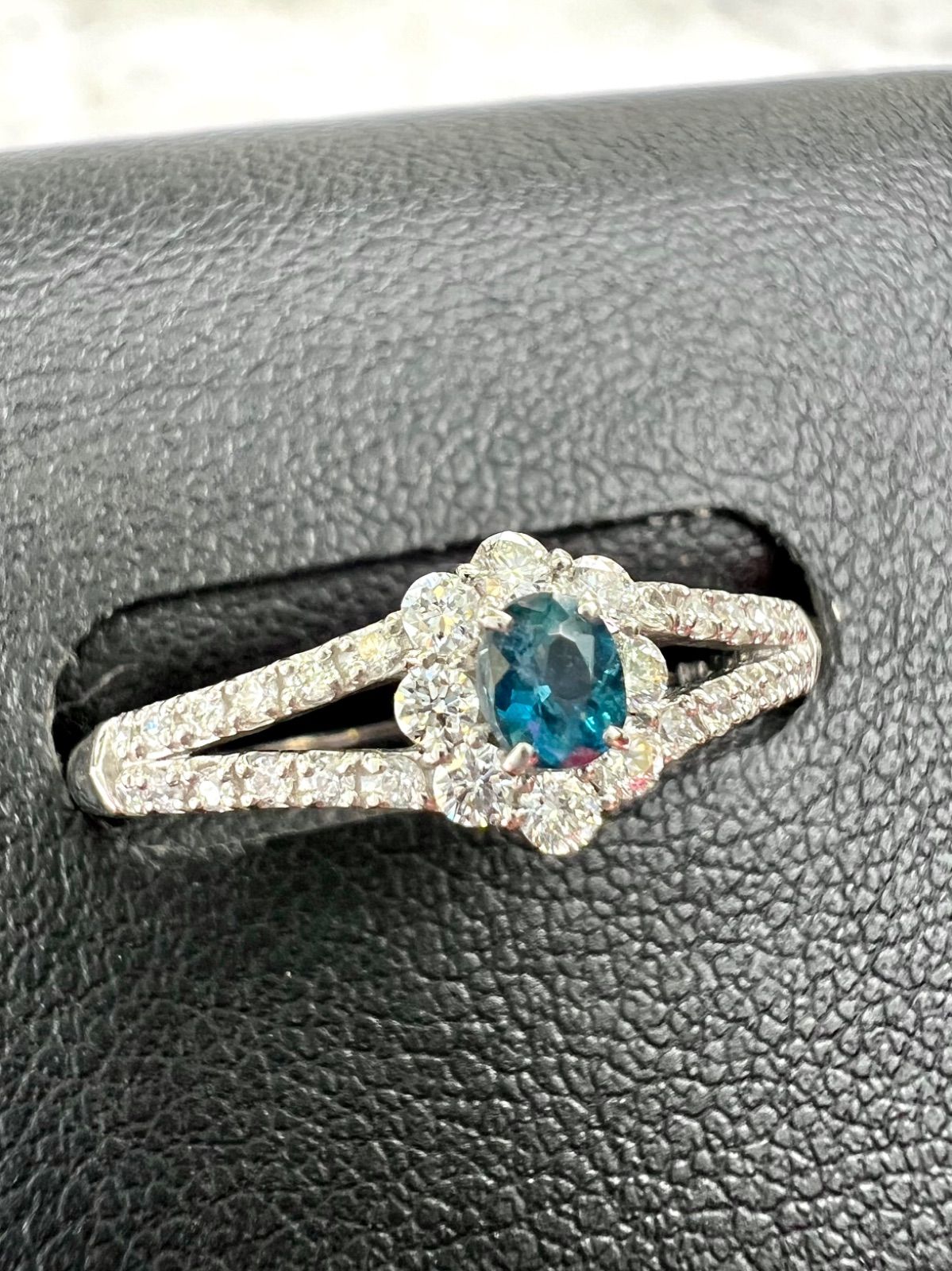 Blue コバルトスピネルダイヤモンドリング