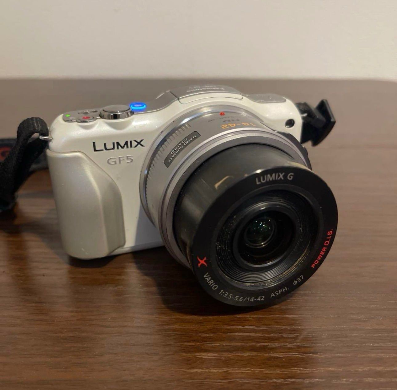 5054 Panasonic LUMIX GF5 ホワイト レンズ付き パナソニック、高精細 5054 Panasonic LUMIX GF5 ホワイト レンズ付き パナソニック、高精細