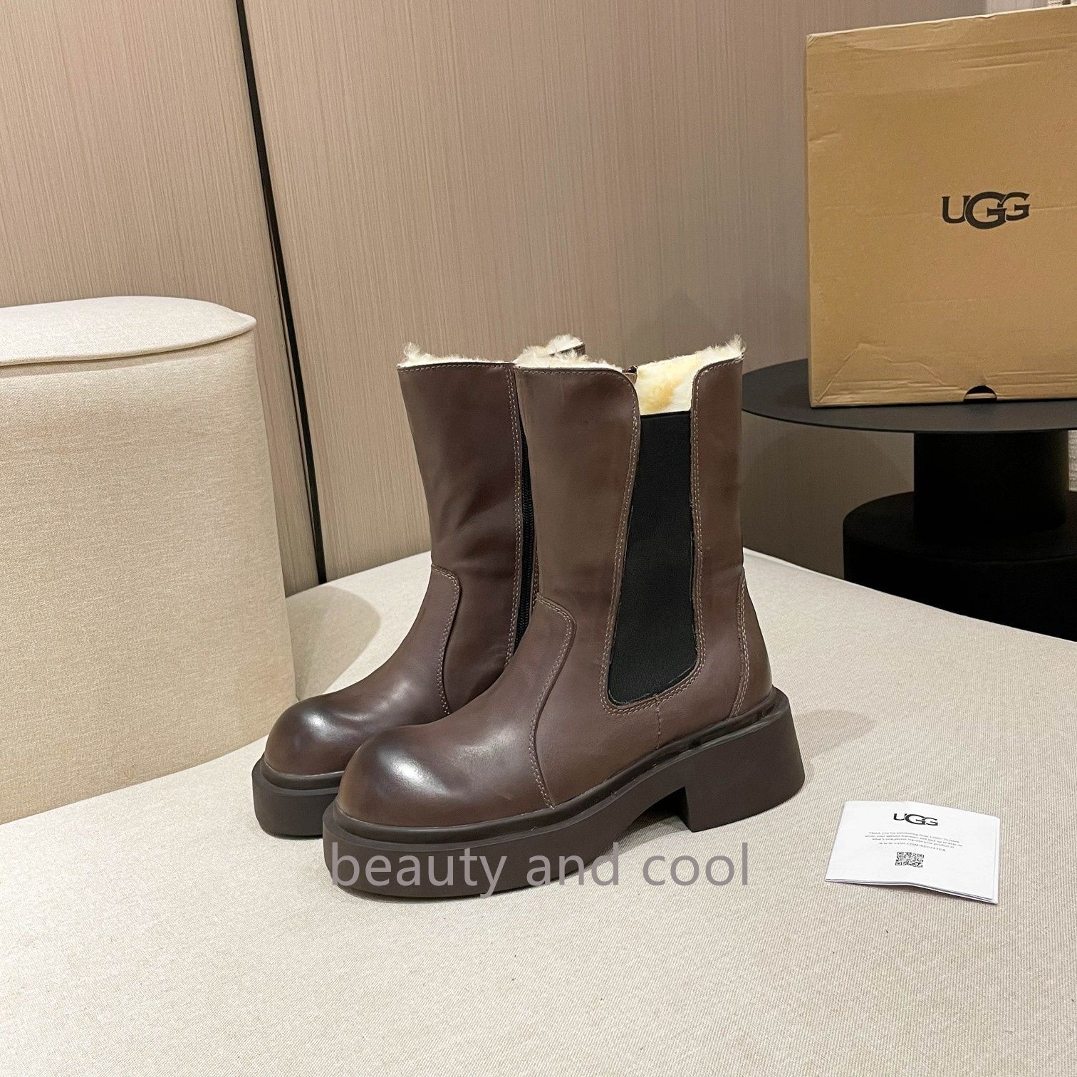 UGGの秋冬新作ファッションジッパー付きスノーブーツカレーカラー