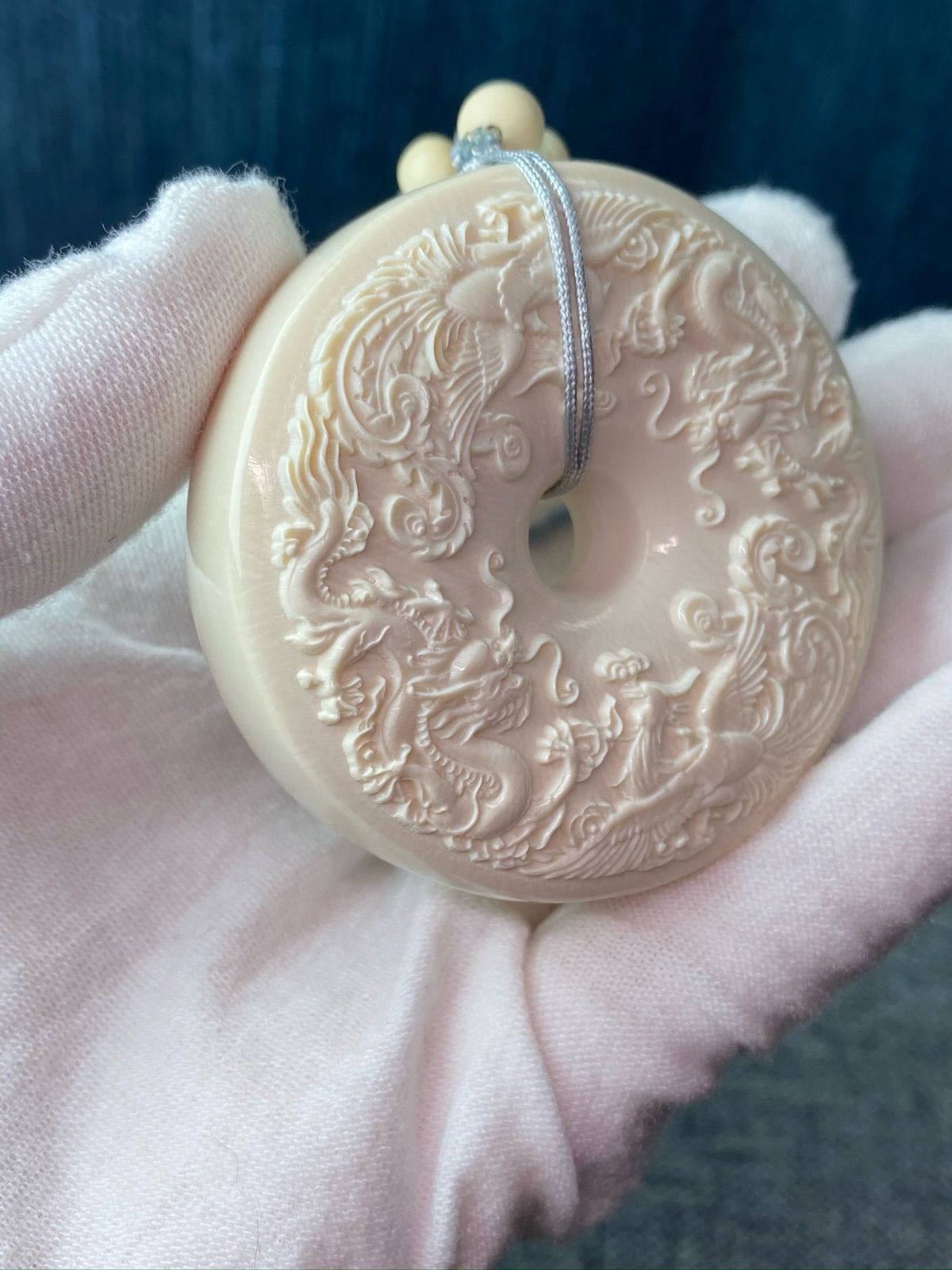 天然マンモス牙美しい手作り彫刻 招財弥勒 ブレスレット 手握り物(4号