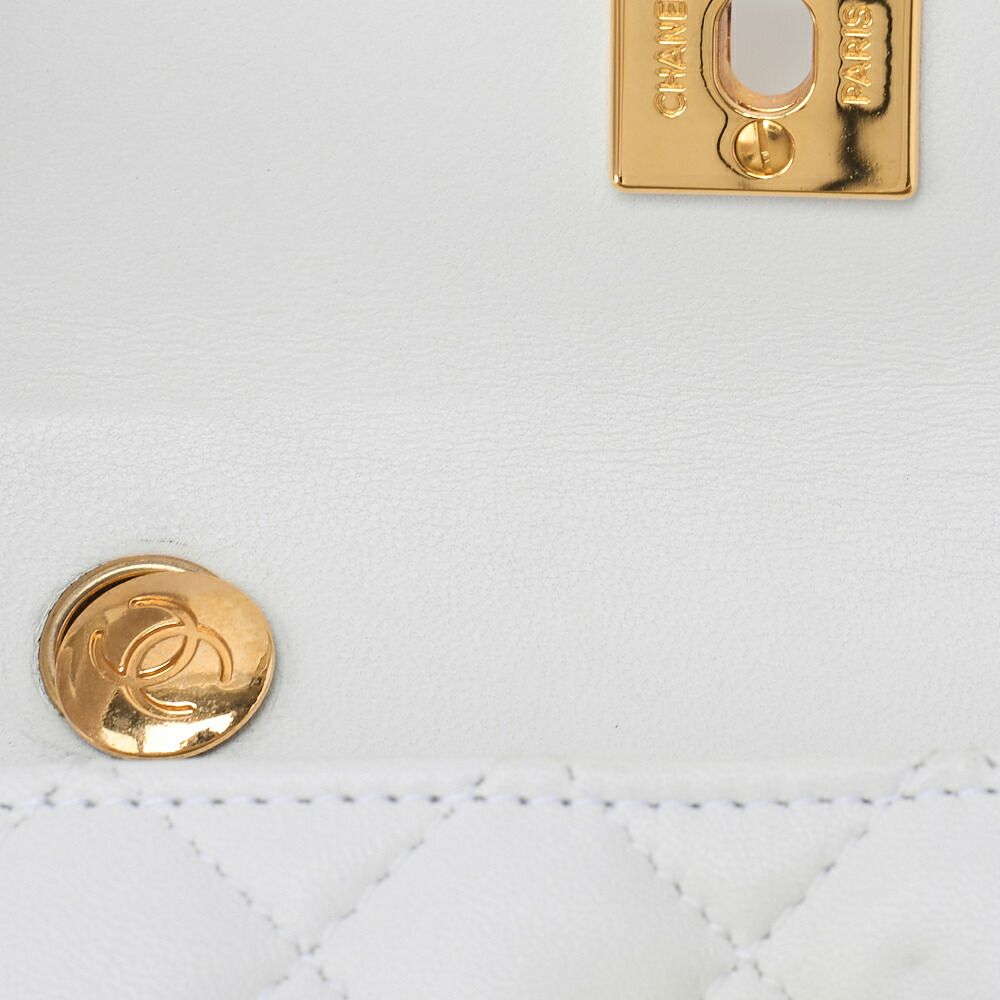 CHANEL シャネル チェーン ショルダーバッグ ミニミニマトラッセ ラムスキン 白 シングルフラップ ターンロック ゴールド金具 レディース DECORATOM_COM_BR
