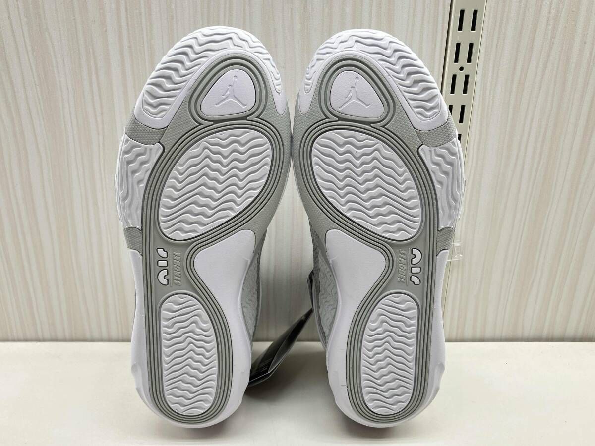 バスケットシューズ