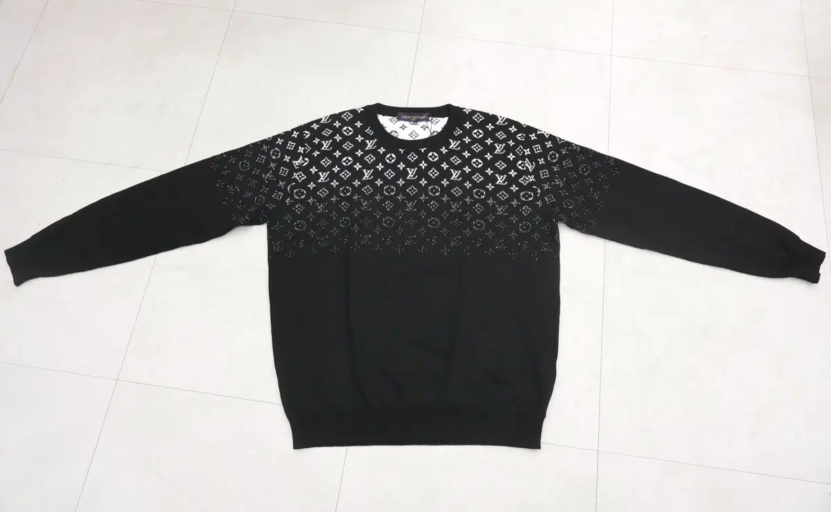 Louis Vuitton ルイヴィトン モノグラム グラデーション コットン クルーネック 1AFAQ1 サイズ 4L 百貨店