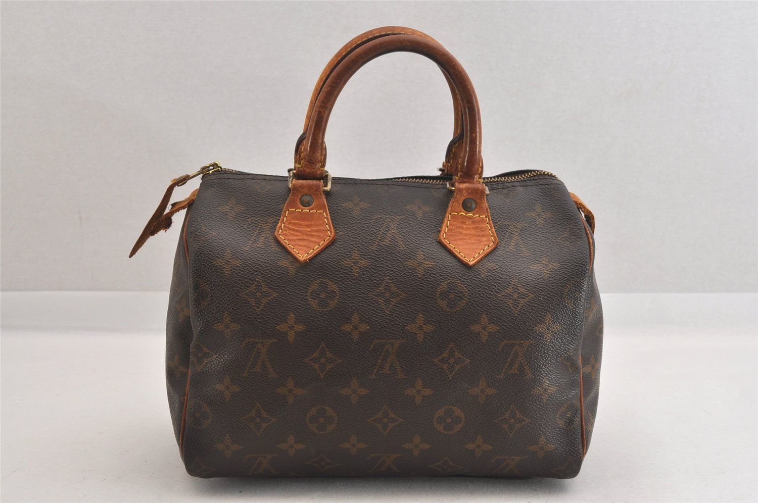 LOUIS VUITTON ルイヴィトン モノグラム スピーディ 25 ボストン