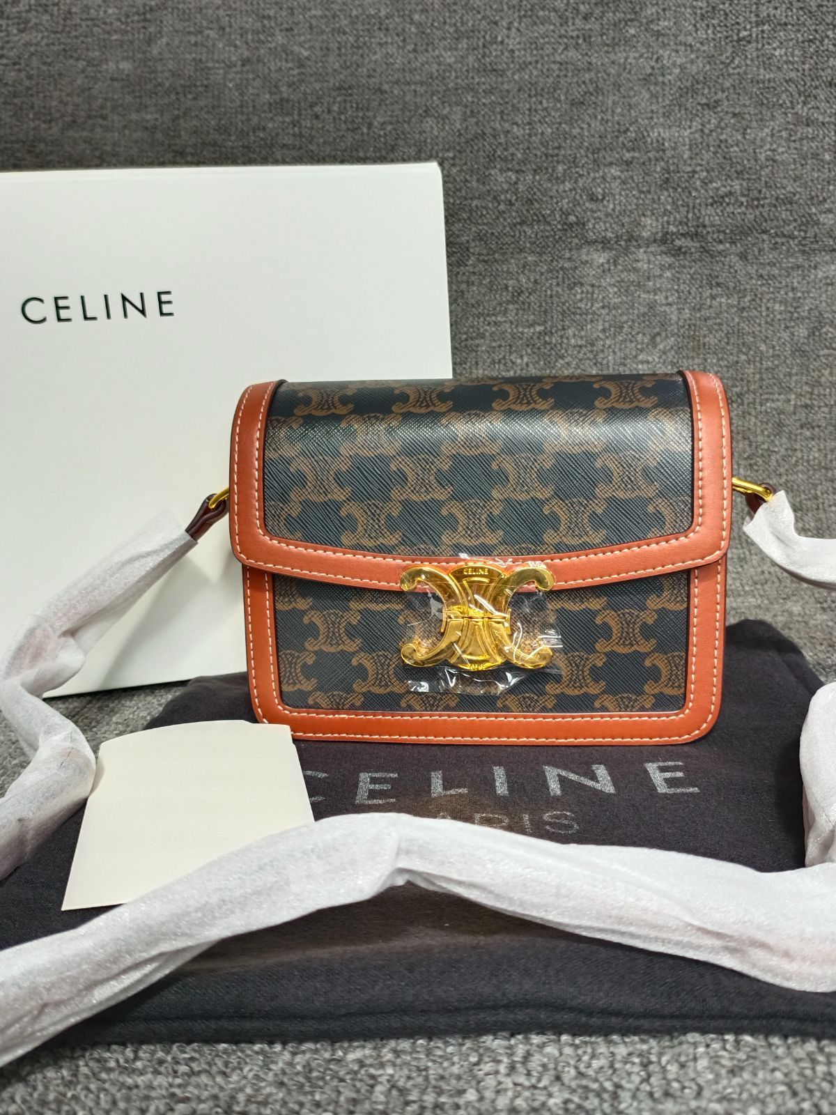 CELINE セリーヌ ショルダーバッグ ポシェット ブラック - メルカリ