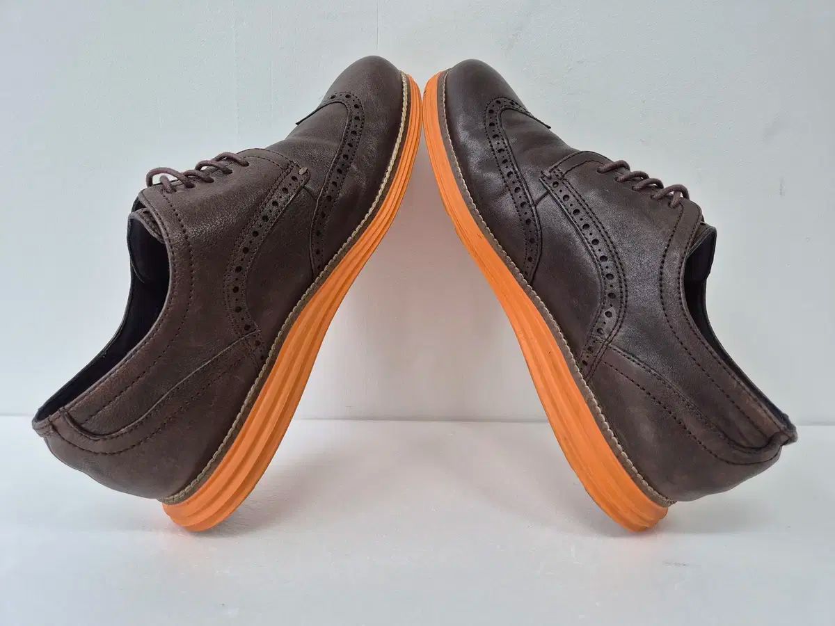 COLE HAAN