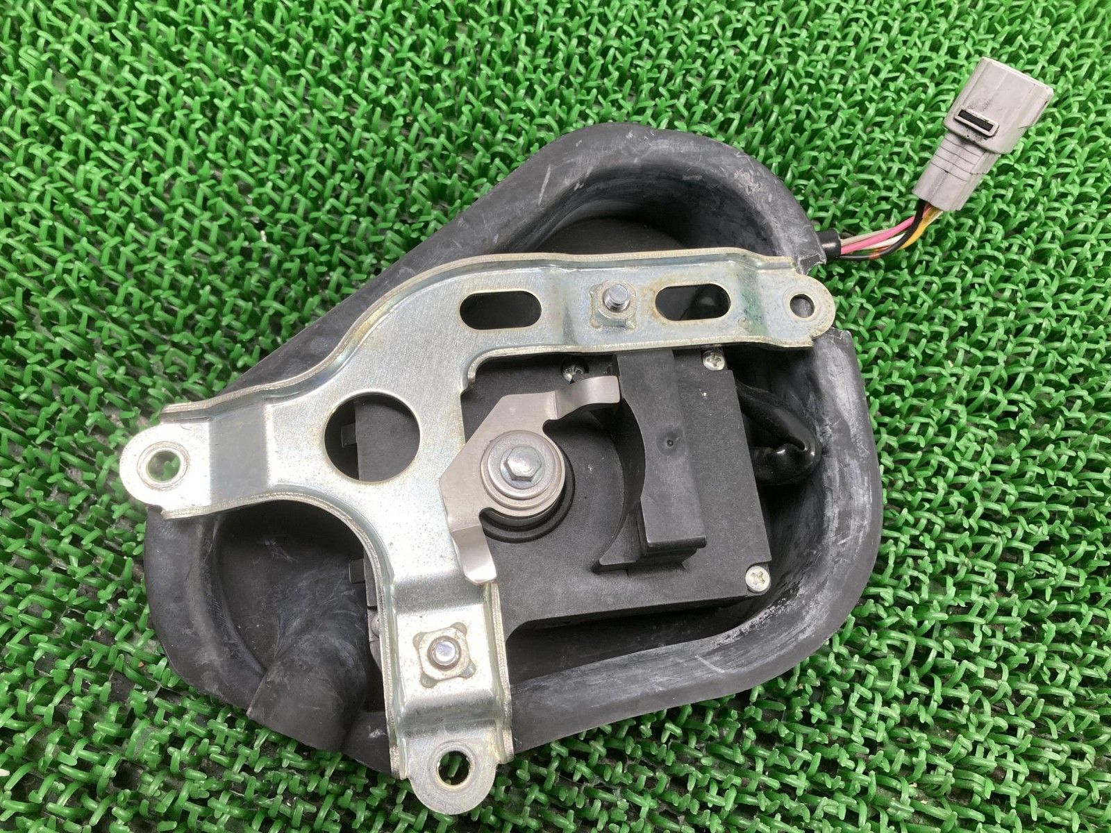 専用出品 スズキ 純正 排気バルブモーター 33970-47H01 GSX-R1000 バイク GSX