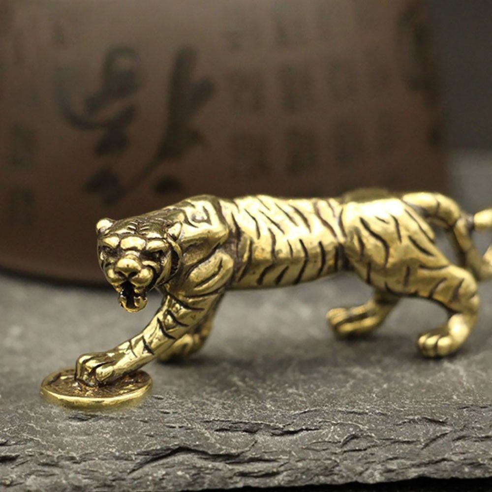 風水 虎 トラ 古銭 踏みつけ 置物 干支 おしゃれ かっこい オブジェ